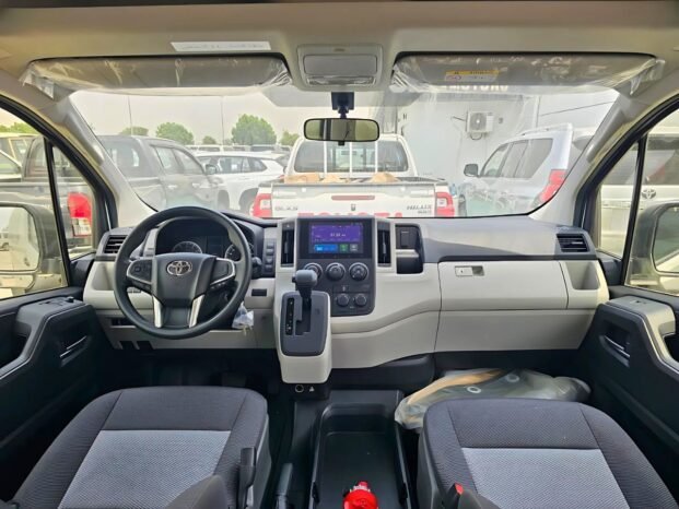 TOYOTA HIACE HIGHROOF DX PASSENGER 2025 PETROL V6 3.5L A/T