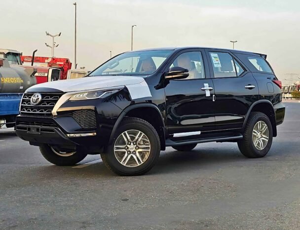 TOYOTA FORTUNER 2024 PETROL V4 2.7L A/T