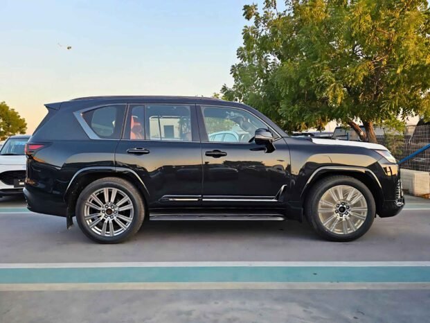 LEXUS LX600 VIP SEATS 2024 PETROL V6 3.5L A/T