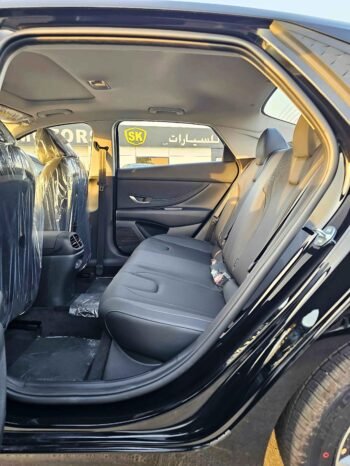 HYUNDAI ELANTRA Image 7