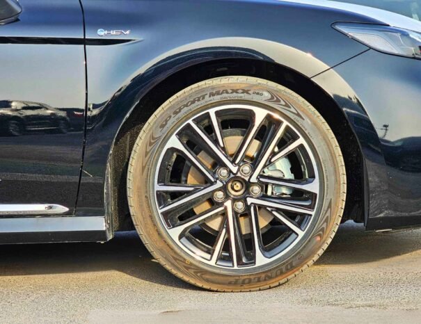 TOYOTA CAMRY LUMIERE 2025 HYBRID V4 2.5L A/T
