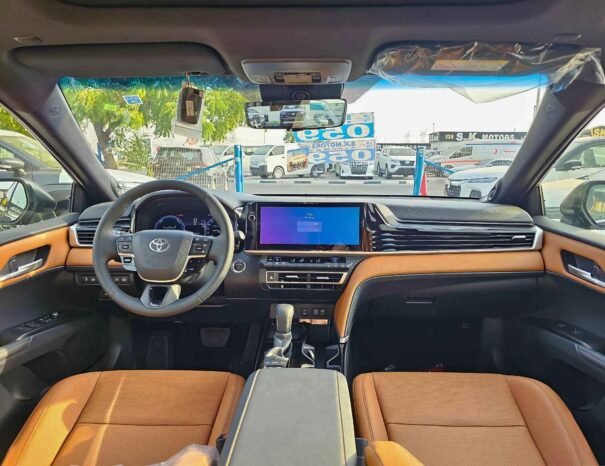 TOYOTA CAMRY LUMIERE 2025 HYBRID V4 2.5L A/T