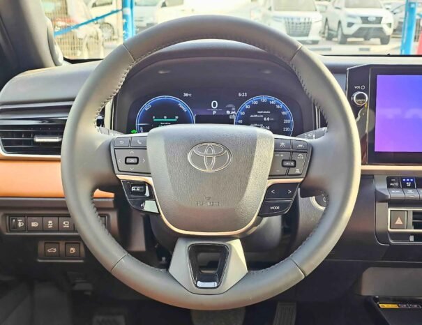 TOYOTA CAMRY LUMIERE 2025 HYBRID V4 2.5L A/T