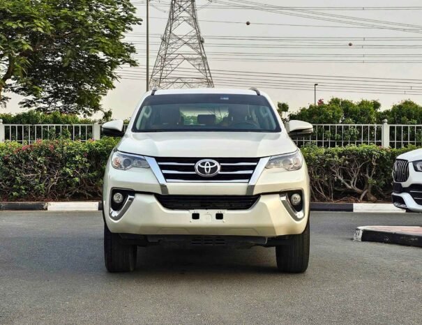 TOYOTA FORTUNER EXR 2019 PETROL V4 2.7L A/T