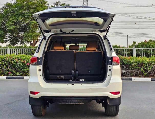TOYOTA FORTUNER EXR 2019 PETROL V4 2.7L A/T