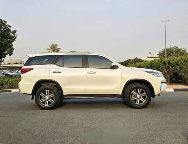 TOYOTA FORTUNER EXR 2020 БЕНЗИН V4 2.7L A/T