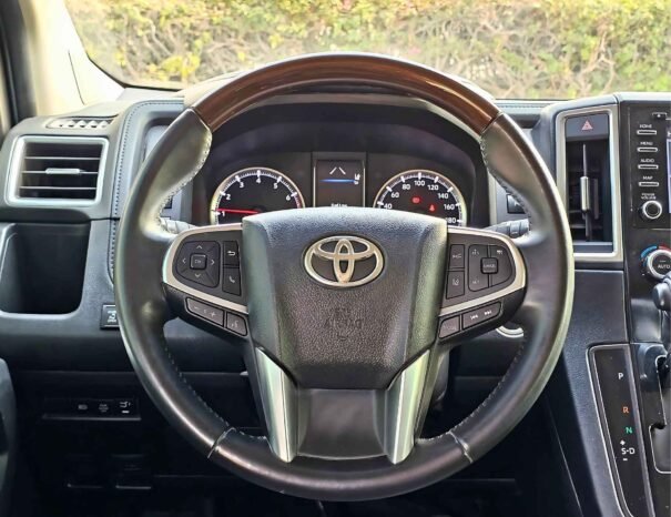 TOYOTA GRANVIA PREMIUM 2023 БЕНЗИН V6 3,5 Л А/Т