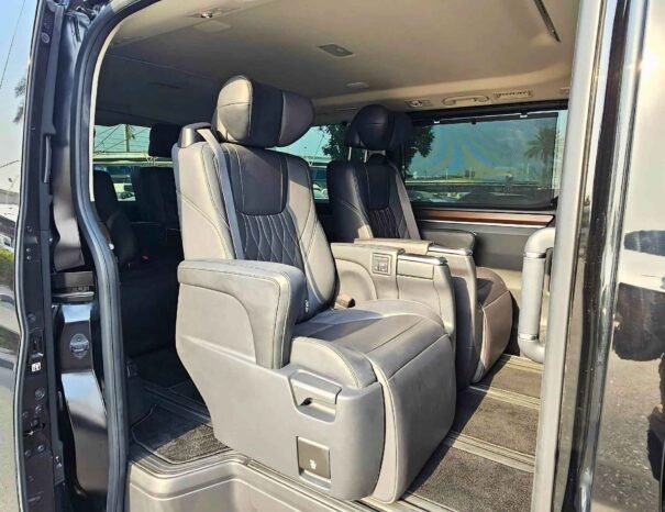 TOYOTA GRANVIA PREMIUM 2023 БЕНЗИН V6 3,5 Л А/Т