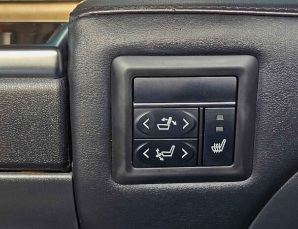 TOYOTA GRANVIA PREMIUM 2023 БЕНЗИН V6 3,5 Л А/Т