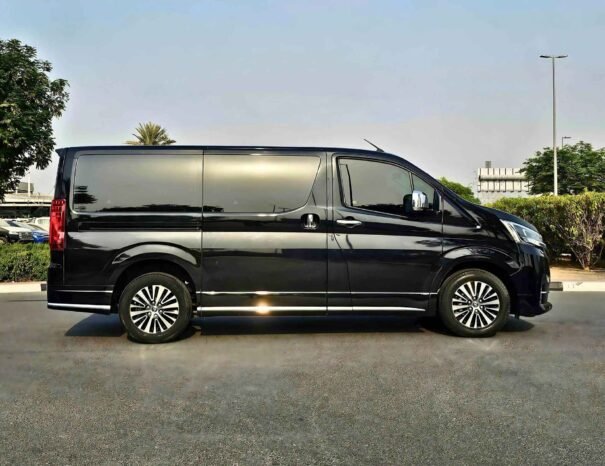 TOYOTA GRANVIA PREMIUM 2023 БЕНЗИН V6 3,5 Л А/Т