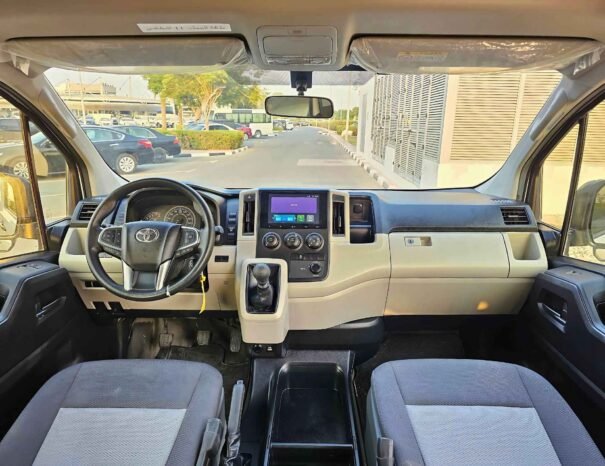 TOYOTA HIACE HIGHROOF PASSENGER 13 STR 2025 PETROL V6 3.5L M/T