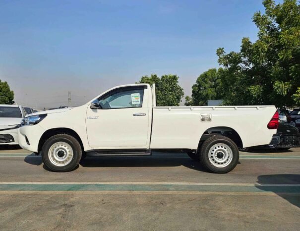 TOYOTA HILUX SINGLE CABIN BASIC 5+2 HOOKS LONG BODY 2025 DIESEL V4 2.4L M/T