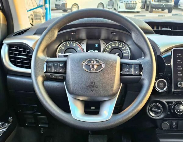 TOYOTA HILUX SR5 WIDE BODY WITH HUK 2025 DIESEL V4 2.4L A/T