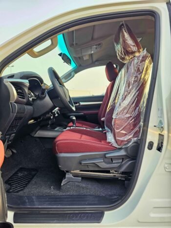 TOYOTA HILUX Изображение 9