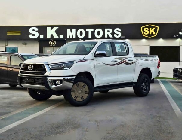 TOYOTA HILUX SR5 WIDE BODY 2025 PETROL V4 2.7L A/T