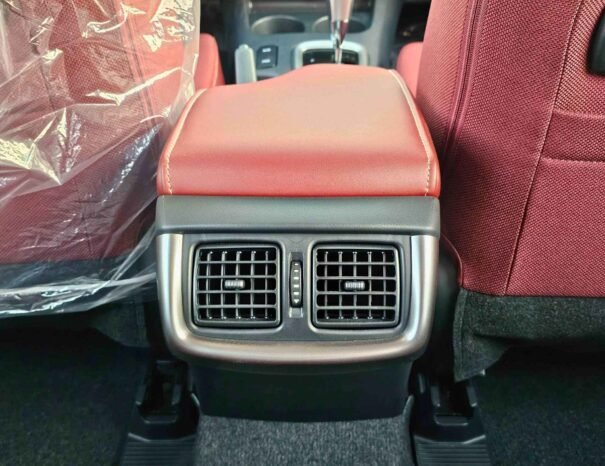 TOYOTA HILUX SR5 WIDE BODY 2025 PETROL V4 2.7L A/T
