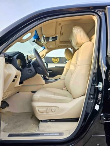TOYOTA LANDCRUISER Image 9