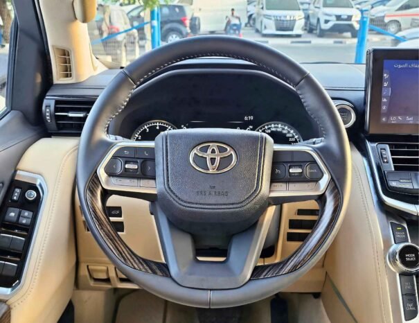 TOYOTA LANDCRUISER LC300 VX TWIN TURBO PRESTIGE 2024 PETROL V6 3.5L AT