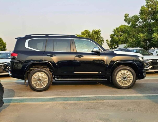 TOYOTA LANDCRUISER VXR 2025 PETROL V6 3.5 A/T