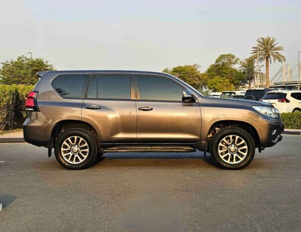 TOYOTA PRADO VXR 2018 PETROL V4 2.7L A/T