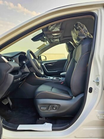 TOYOTA RAV4 Изображение 11