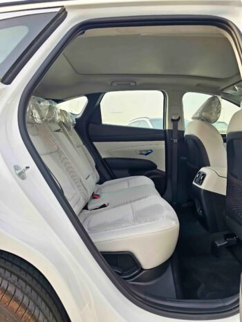 HYUNDAI TUCSON Image 6