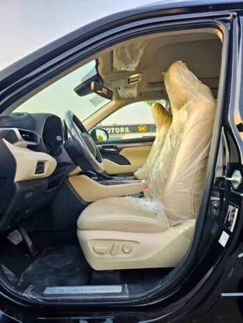 TOYOTA HIGHLANDER Image 10