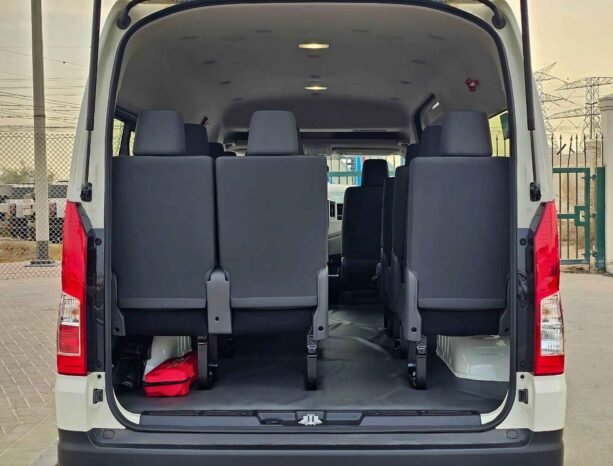 TOYOTA HIACE HIGHROOF 13 SEATER 2025 PETROL V6 3.5L A/T