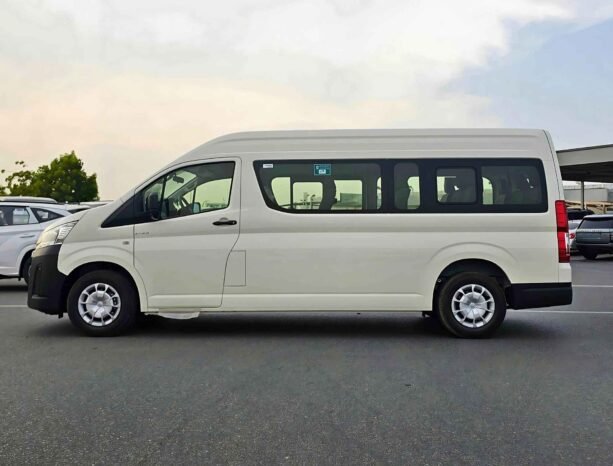 TOYOTA HIACE HIGHROOF 13 SEATER 2025 PETROL V6 3.5L A/T