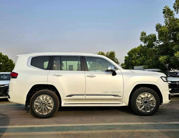 TOYOTA LANDCRUISER VXR HYBRID TWIN TURBO 2025 PETROL 3.5L V6 A/T