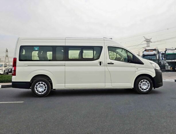 TOYOTA HIACE HIGHROOF 13 SEATER 2025 PETROL V6 3.5L A/T