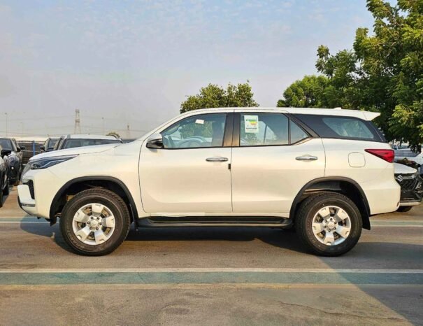TOYOTA FORTUNER 2025 DIESEL 2.4L V4 A/T