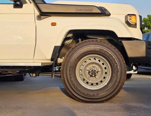 TOYOTA LANDCRUISER LC76 HARDTOP 2025 DIESEL V4 2.8L M/T