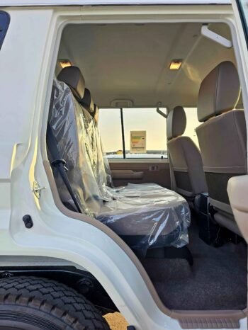 TOYOTA LANDCRUISER HARD-TOP Image 3