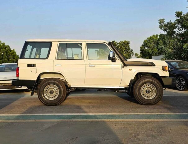TOYOTA LANDCRUISER LC76 HARDTOP 2025 DIESEL V4 2.8L M/T