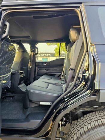 TOYOTA PRADO Image 14