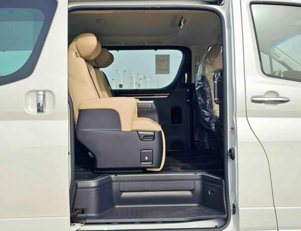 TOYOTA GRANVIA PREMIUM LUXURY 2025 PETROL 3.5L V6 A/T