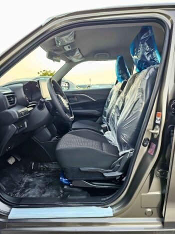 SUZUKI SWIFT Image 6