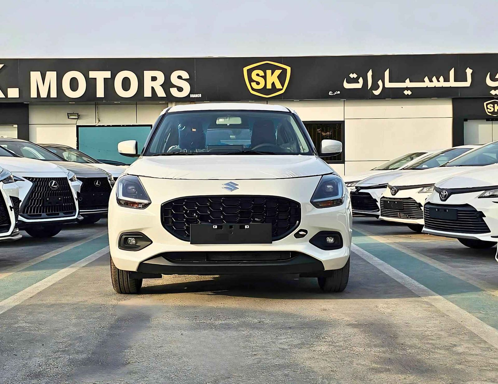 Suzuki Swift GLX 2026, бензиновый двигатель V4, 1.2 л, автоматическая коробка передач.