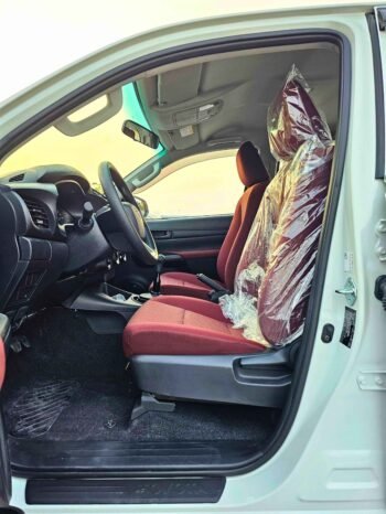 TOYOTA HILUX Image 7