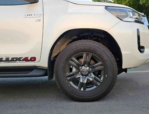 TOYOTA HILUX SR5 VX WIDE BODY 2025 PETROL 4.0L V6 A/T
