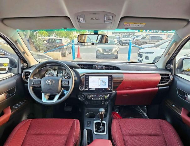 TOYOTA HILUX SR5 VX WIDE BODY 2025 PETROL 4.0L V6 A/T