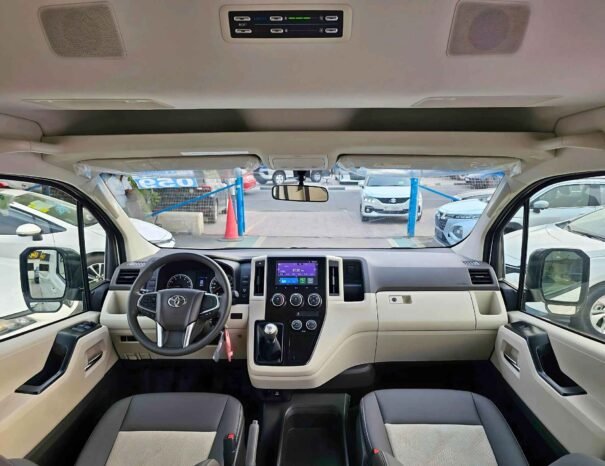 TOYOTA HIACE HIGHROOF GL 13 SEATER 2025 PETROL 3.5L V6 M/T