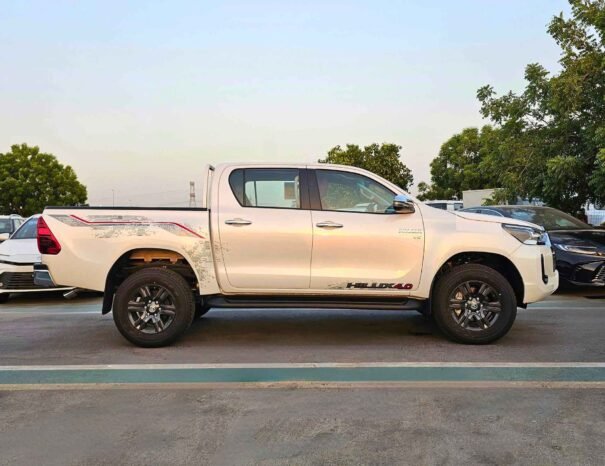 TOYOTA HILUX SR5 VX WIDE BODY 2025 PETROL 4.0L V6 A/T