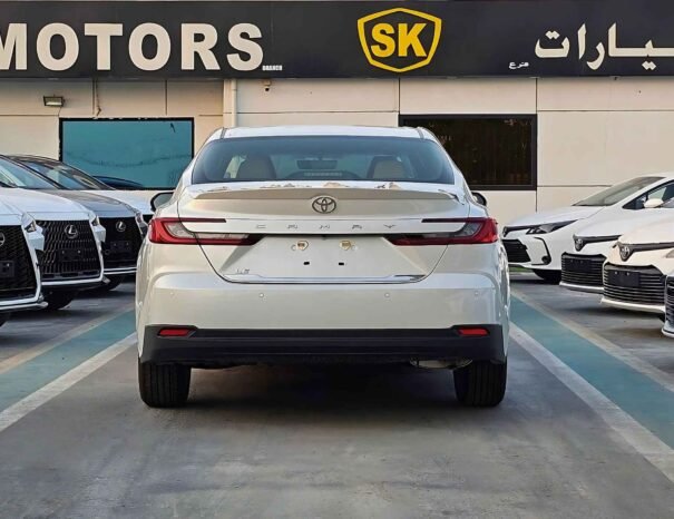 TOYOTA CAMRY LE 2025 PETROL 2.5L V4 A/T