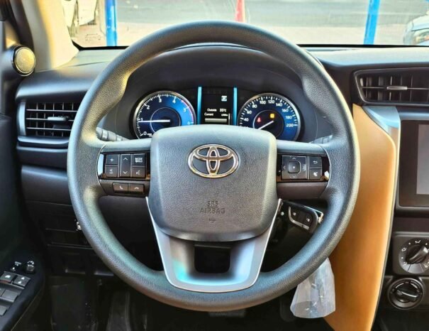 TOYOTA FORTUNER 2025 السعر