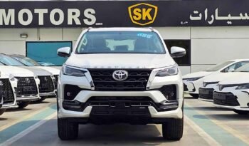 TOYOTA FORTUNER ADVENTURE 2025 PETROL V6 4.0L A/T