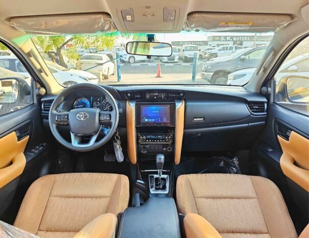 TOYOTA FORTUNER SR5 2025 ESSENCE V4 2.7L A/T