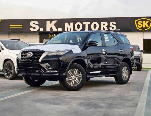 TOYOTA FORTUNER SR5 2025 БЕНЗИНОВЫЙ V4 2.7L A/T
