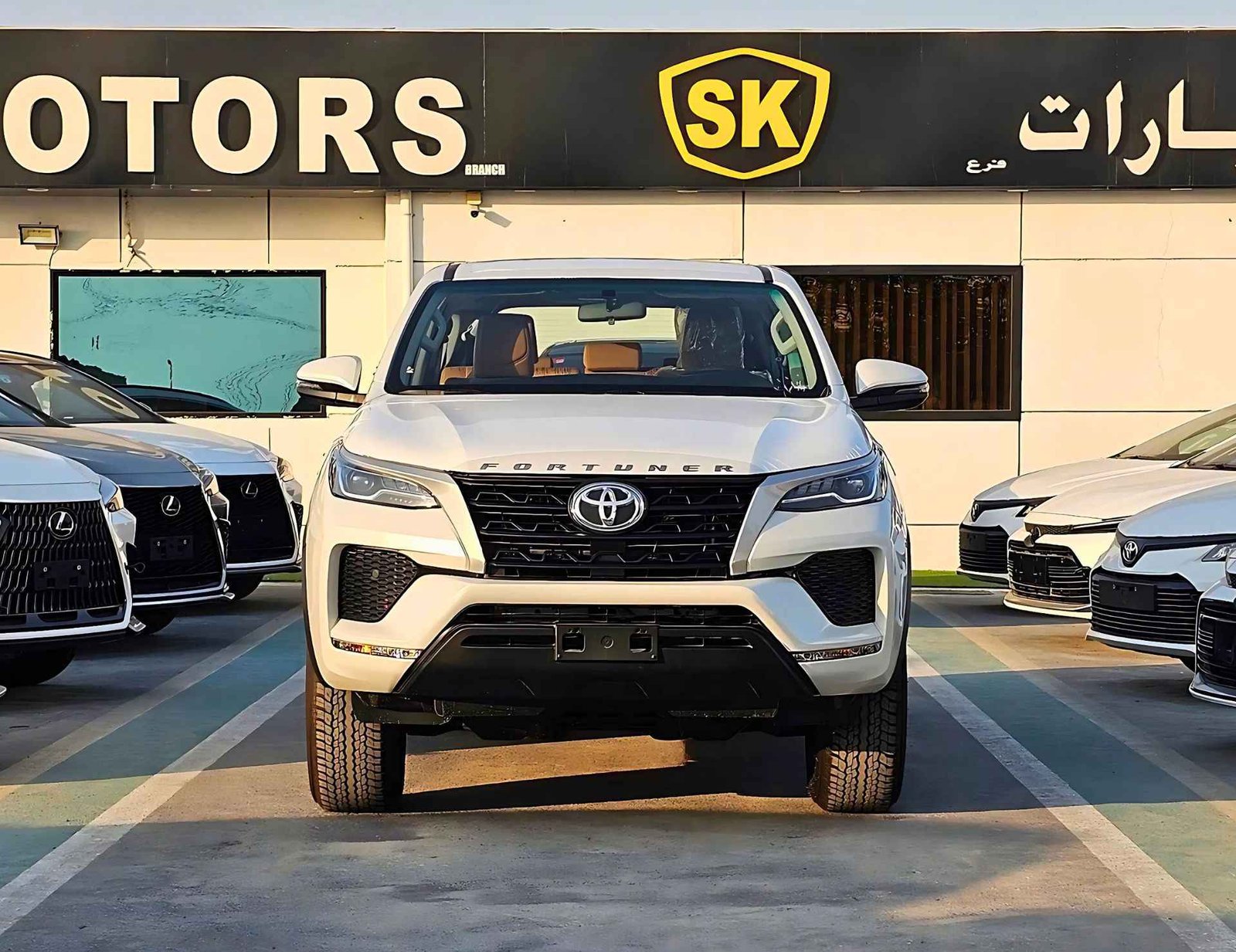 TOYOTA FORTUNER SR5 2025 БЕНЗИНОВЫЙ V4 2.7L A/T